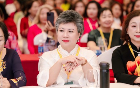 CHỦ TỊCH HANEL CHỦ TRÌ HỘI THẢO THÚC ĐẨY HOẠT ĐỘNG XÚC TIẾN THƯƠNG MẠI XUẤT KHẨU CHO DOANH NGHIỆP KHU VỰC ĐÔNG – TÂY NAM BỘ